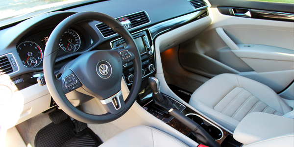 2013 Volkswagen Passat Interior