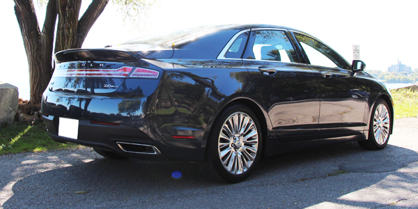 2013 Lincoln MKZ Exterior Rear Side