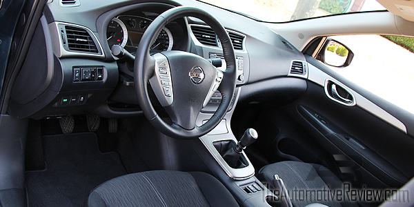 2015 Nissan Sentra Interior Front