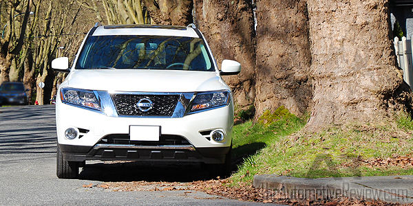 2016 Nissan Pathfinder White Exterior Front
