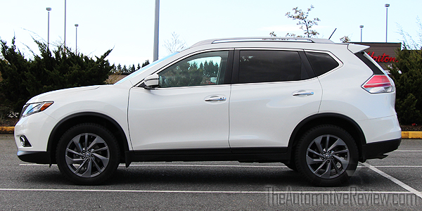 2016 Nissan Rogue White Exterior Side