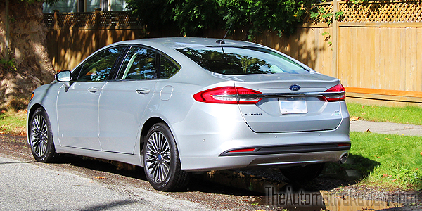 2017-ford-fusion-se-ingot-silver-exterior-rear-side
